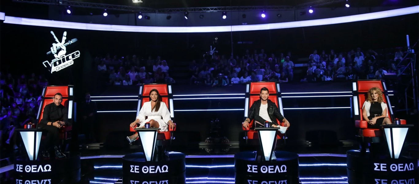 The Voice: Το πρωί καθαρίστρια... το βράδυ τραγουδίστρια - Η 44χρονη που έκανε τους κριτές να γυρίσουν (βίντεο)
